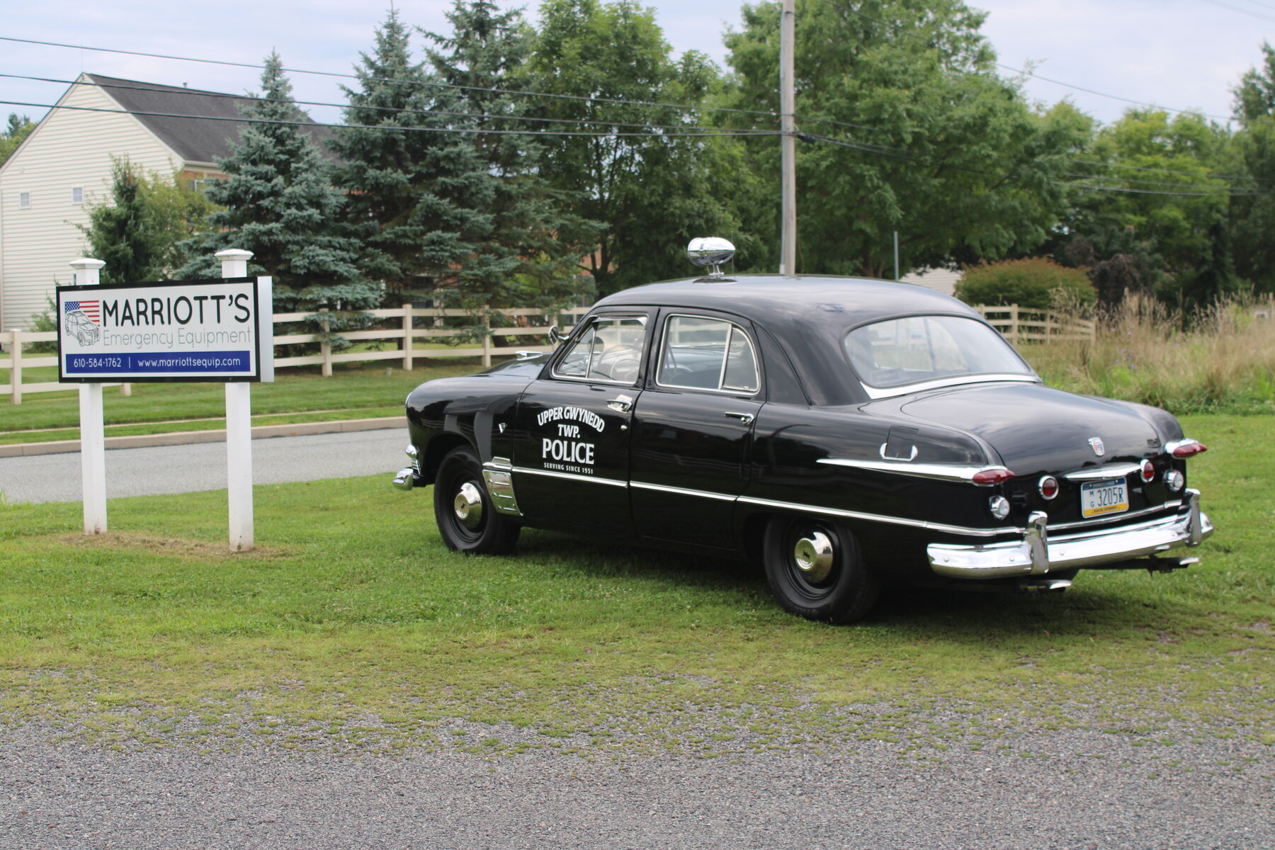 1951 Ford police car