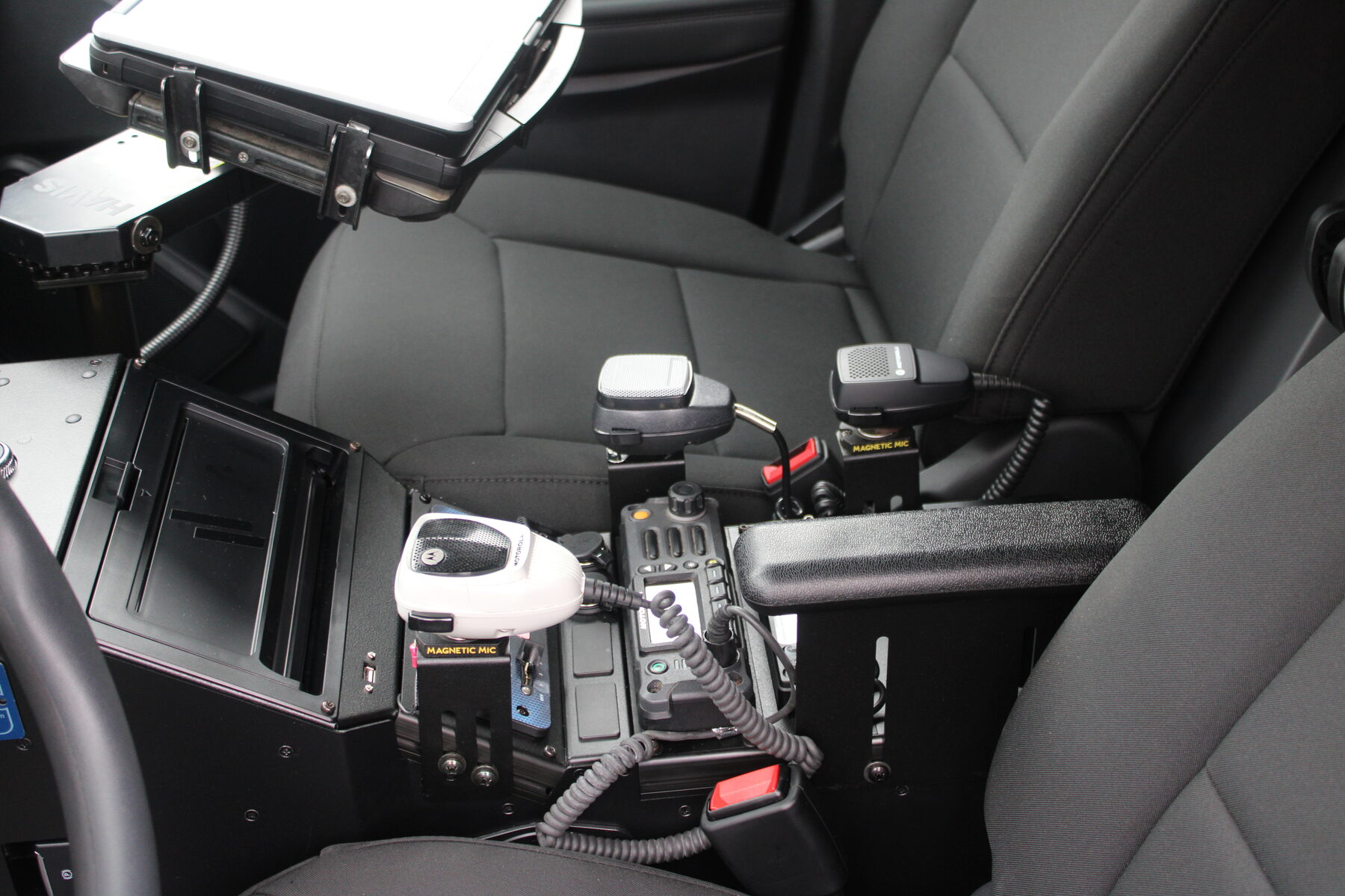 Havis console, radios and Magnetic Mic
