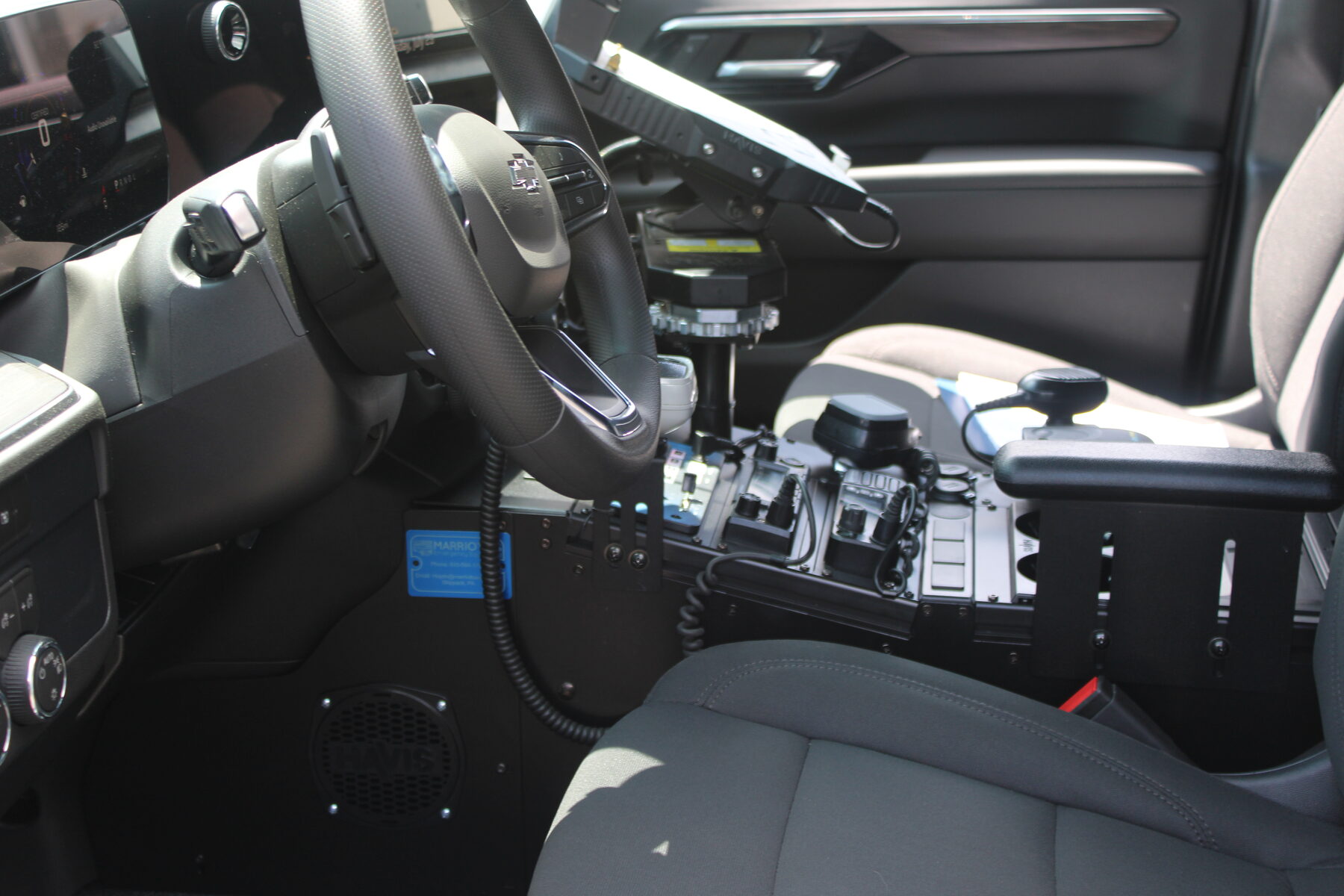 Driver area, Havis console and laptop mount