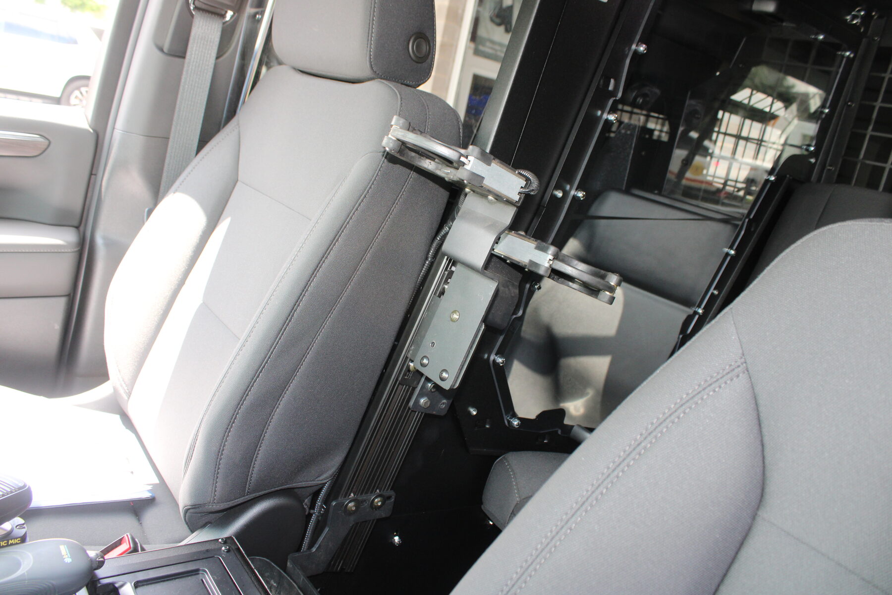 Weapon mount between the seats